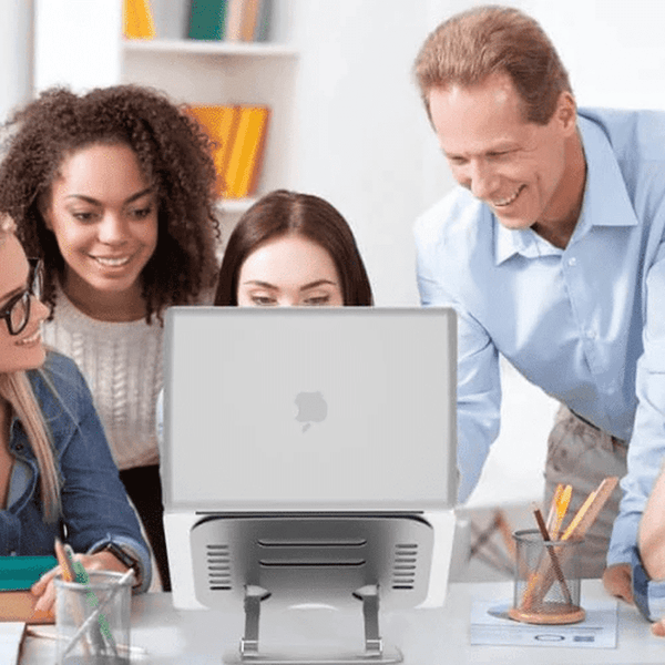 Perfect Dealz Adjustable Aluminum Laptop Stand