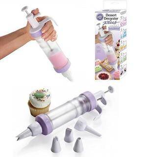 Dessert Cake Decorator tool with nozzle tips