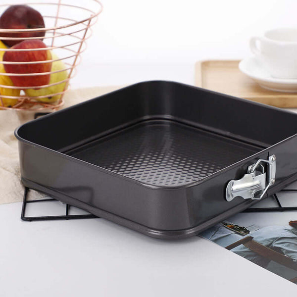 Perfect Dealz 7-Inch Non-Stick Chiffon Cake Baking Mould with Removable Base