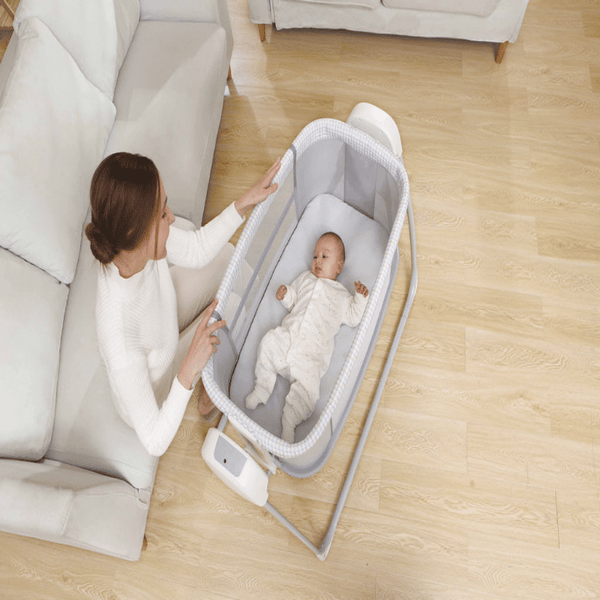 Deluxe 4 in 1 Bassinet image 1