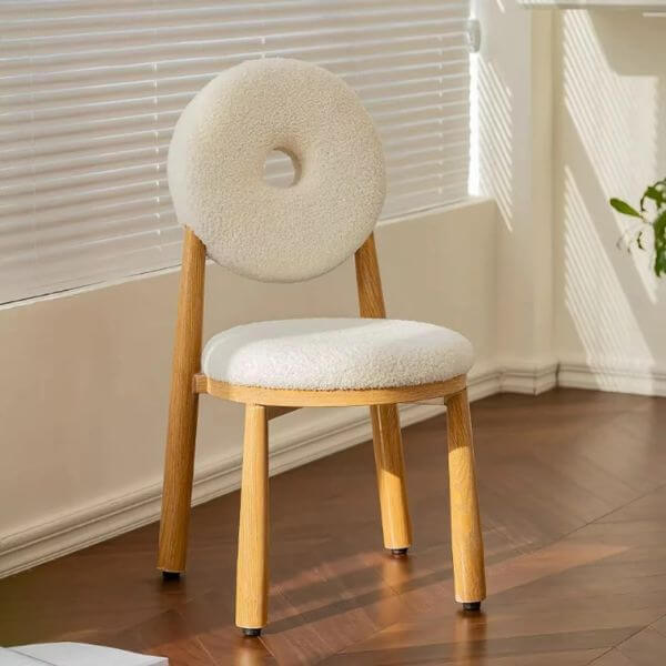 Perfect Dealz Bouclé Donut Chair