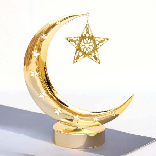 Gold Ramadan countdown calendar featuring a decorative crescent moon and star design for Ramadan celebrations.