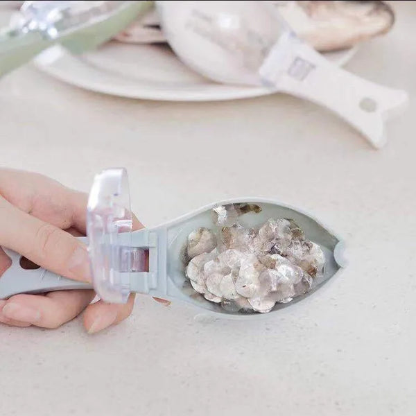 Plastic Fish Scale Remover