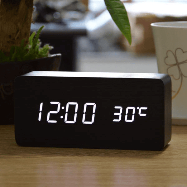 Perfect Dealz Modern LED Alarm Study Desk Clock