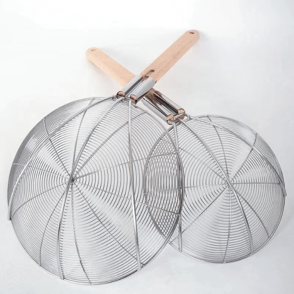 Perfect Dealz Stainless Steel Wooden Handle Mesh Strainer 26CM