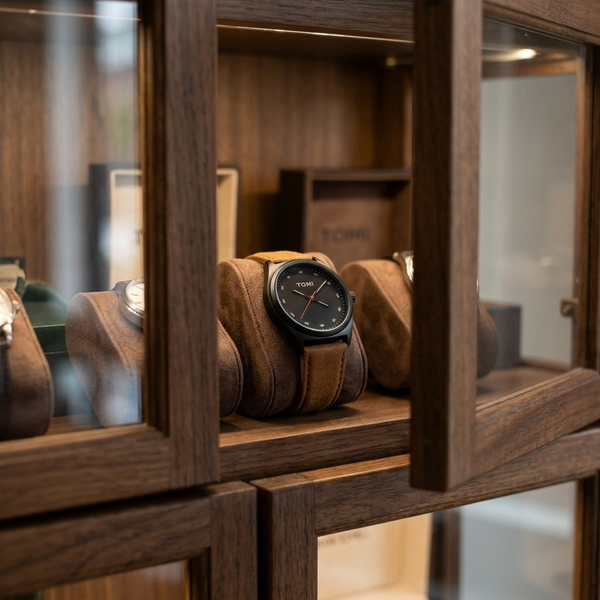 Quartz Analog Business