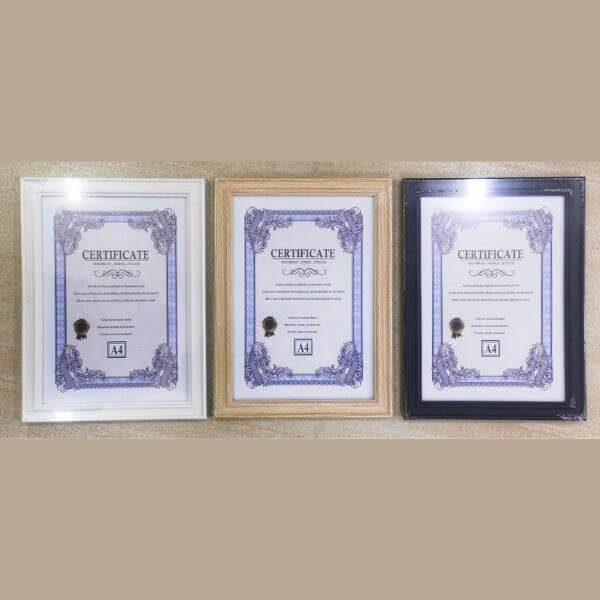 Perfect Dealz A4 Certificate Frame