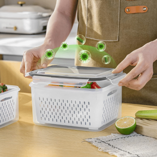 Perfect Dealz 4-Piece Fridge Storage Containers with Drainable Colander