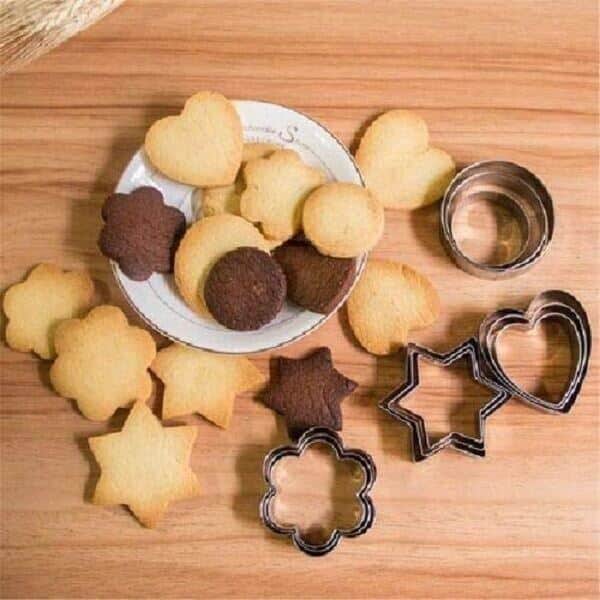Perfect Dealz 12 Pcs Stainless Steel Cookie Cutter Set