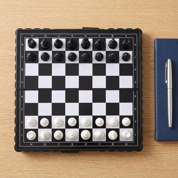 Mini Magnetic Folding Chess Set
