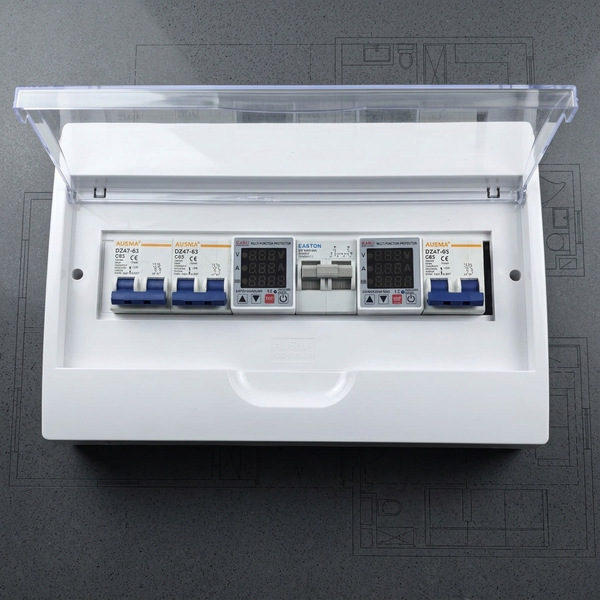 63A AC Inverter Power Box with Surge Protection featuring multiple AC electrical connections.