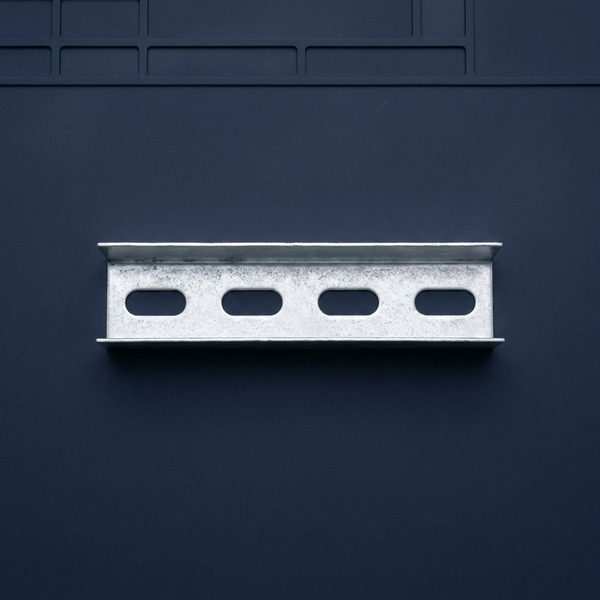 In Line Rail Connector