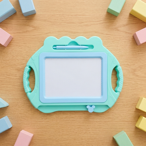 Fun Magnetic Drawing BoardCute Kitten Design