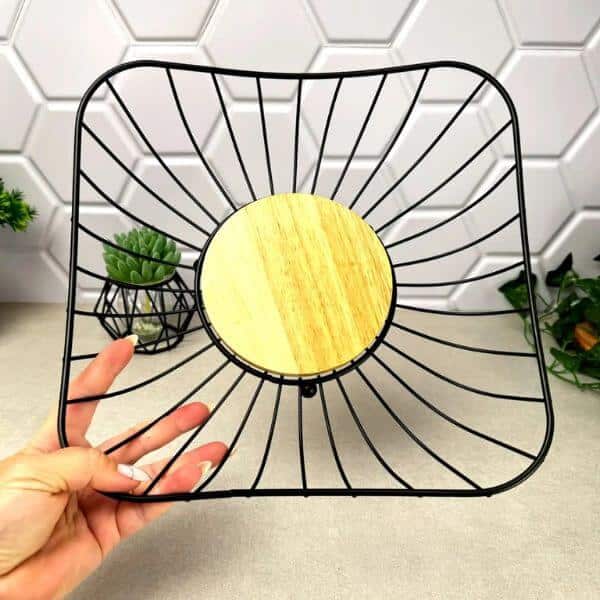Perfect Dealz Square Metal Fruit Basket