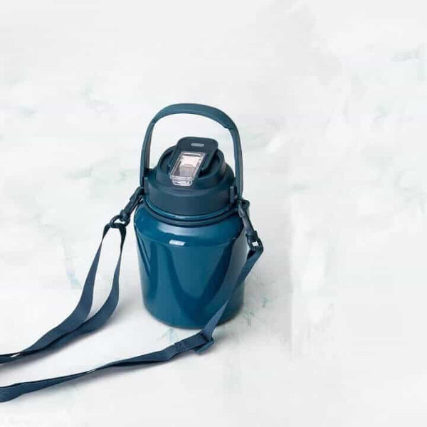 1.2L Vacuum Insulated Water Bottle image 2