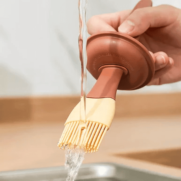 Perfect Dealz Silicone Oil Brush with 200Ml Bottle