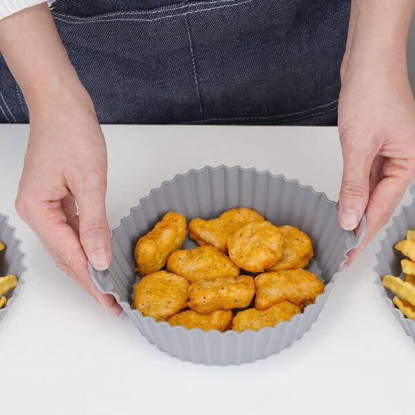 6 Piece Reusable Silicone Air Fryer Liner image 3