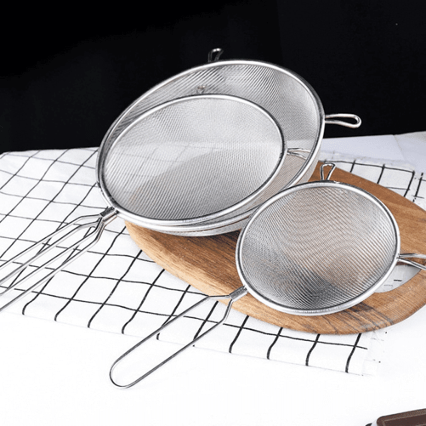 Heavy-Duty Stainless Steel Honey Filter with Ergonomic Handle image 3