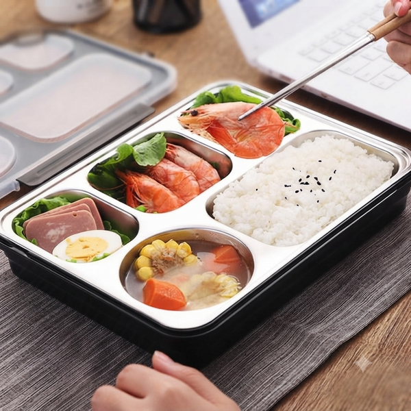 4 Compartment Large Capacity Sealed Square Lunch Box