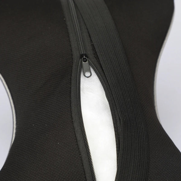 Close-up view of the zipper on the Soft Memory Foam Car Neck Rest Pillow, showcasing its design and comfort features.