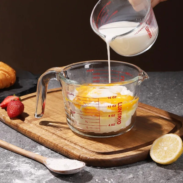 Heat-Resistant Glass Measuring Cup with Handle