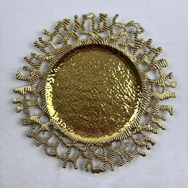 European Style Irregular Hollow Plating Plate with decorative gold ceramic design, featuring a textured center and intricate border.