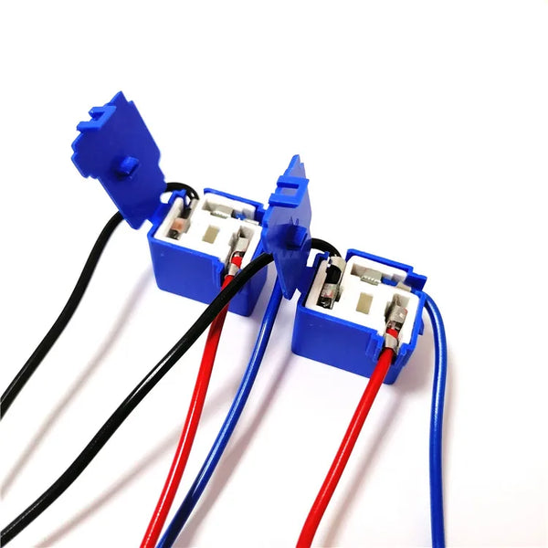 Heavy Duty 3 Pin H4 LED Ceramic Headlight Socket connections with black and red wires.