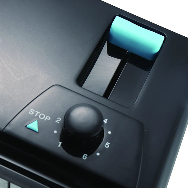 Control panel of the Retro 4 Slices Bread Toaster with settings for browning and stop function.