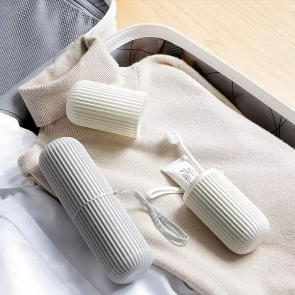 Perfect Dealz Portable Toothbrush Travel Case
