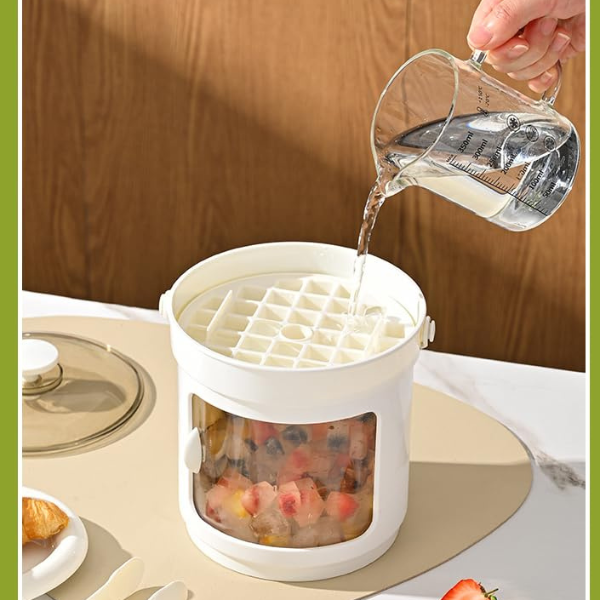Rotating Ice Cube Maker with Storage Bin