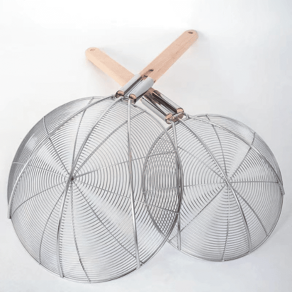 Stainless Steel Wooden Handle Mesh Strainer 24CM image 2
