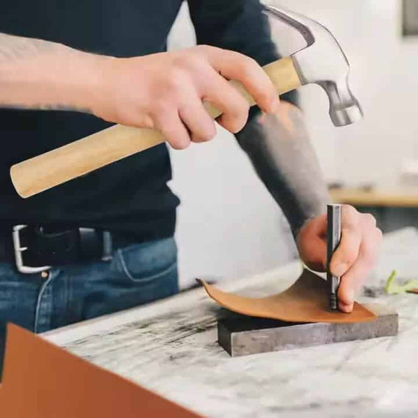 Perfect Dealz Wooden Handle Carbon Steel Claw Hammer