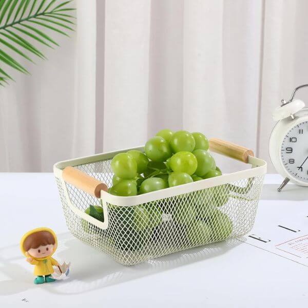 Perfect Dealz Medium Stainless Steel Mesh Storage Basket