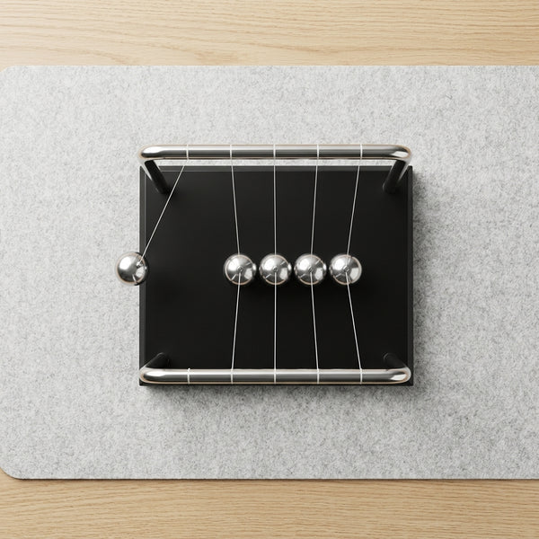 Newton's Cradle Balance Balls