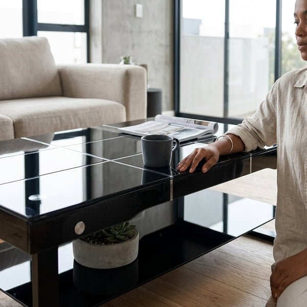 Risque Coffee Table with Modern Glass Design