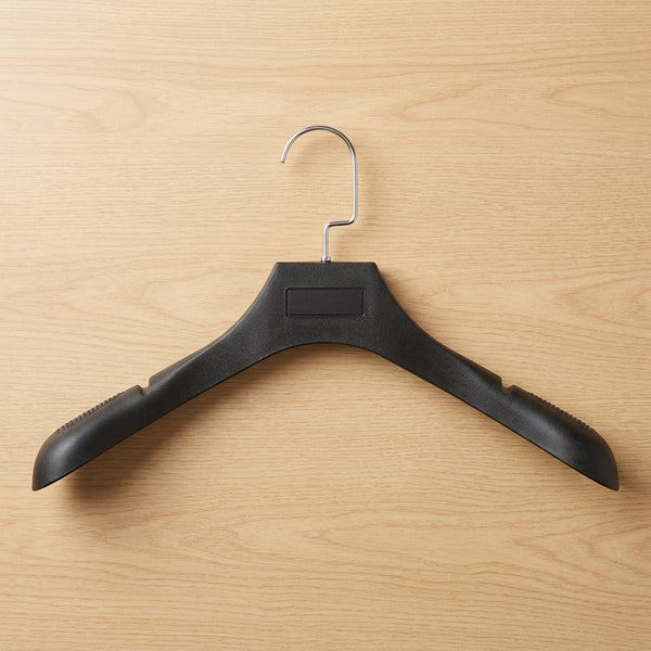 Wide Plastic Hanger with Anti Slip Surface