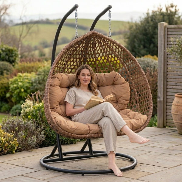 Outdoor Swinging Chair Pod (Weather Durability)