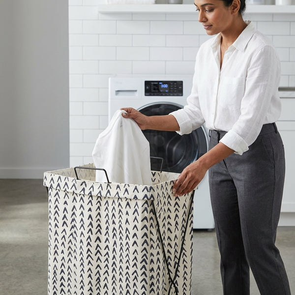 Laundry Basket With Foldable Frame