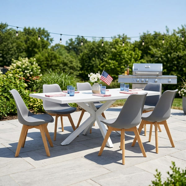 Minimalistic Dining Room Set for Gatherings