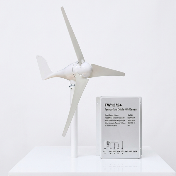 300W 12V-24V Wind Turbine with Charge Controller