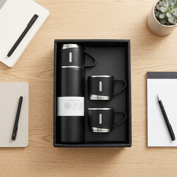500ml Stainless Steel Vacuum Flask Gift Set with 3 Mugs